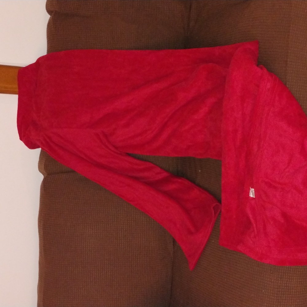 Red Throw Blanket Robe